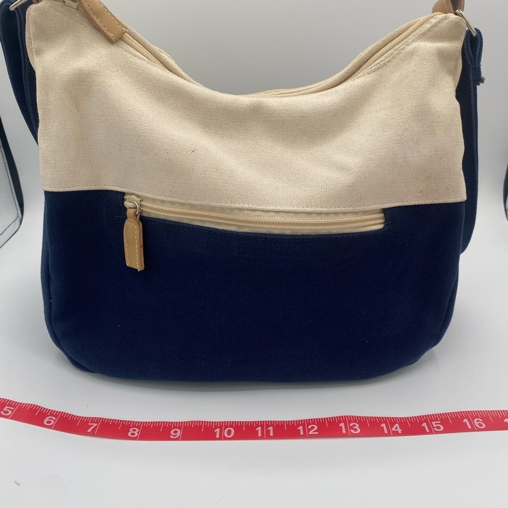 Croft & Barrow Navy and Cream Shoulder Bag - Picture 5 of 9
